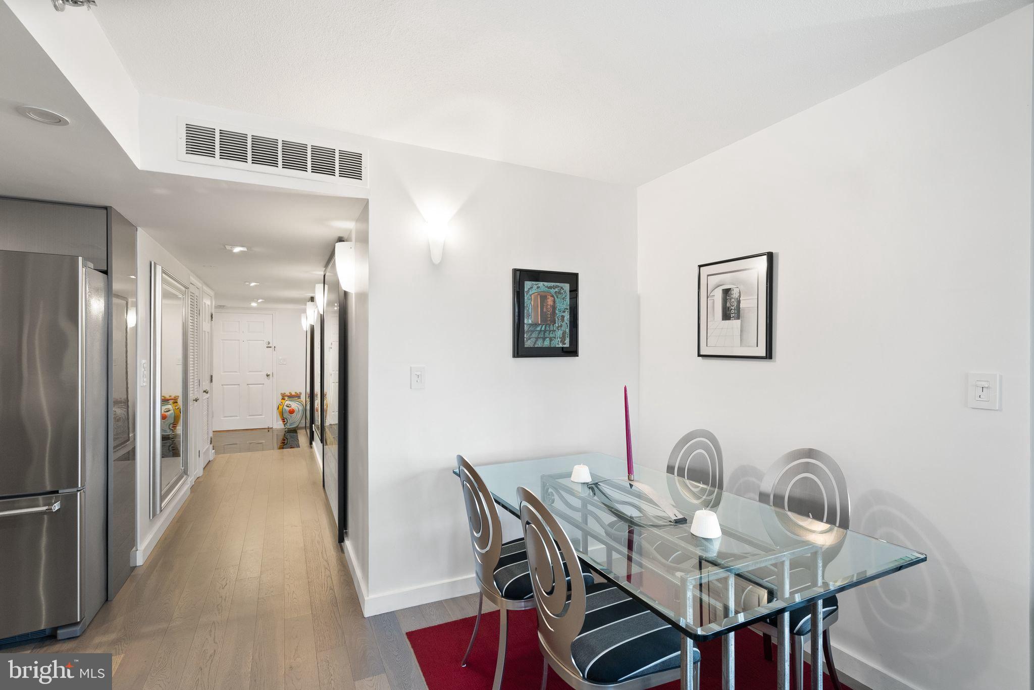 701 PENNSYLVANIA AVENUE NW 1221