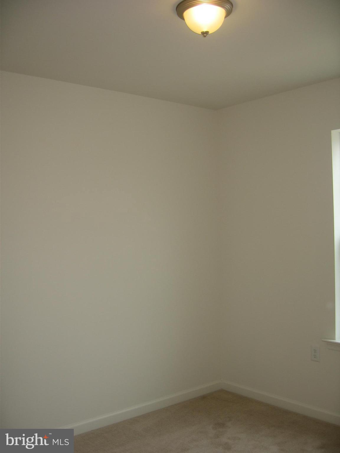 MCCAULEY CROSSING - Residential Lease