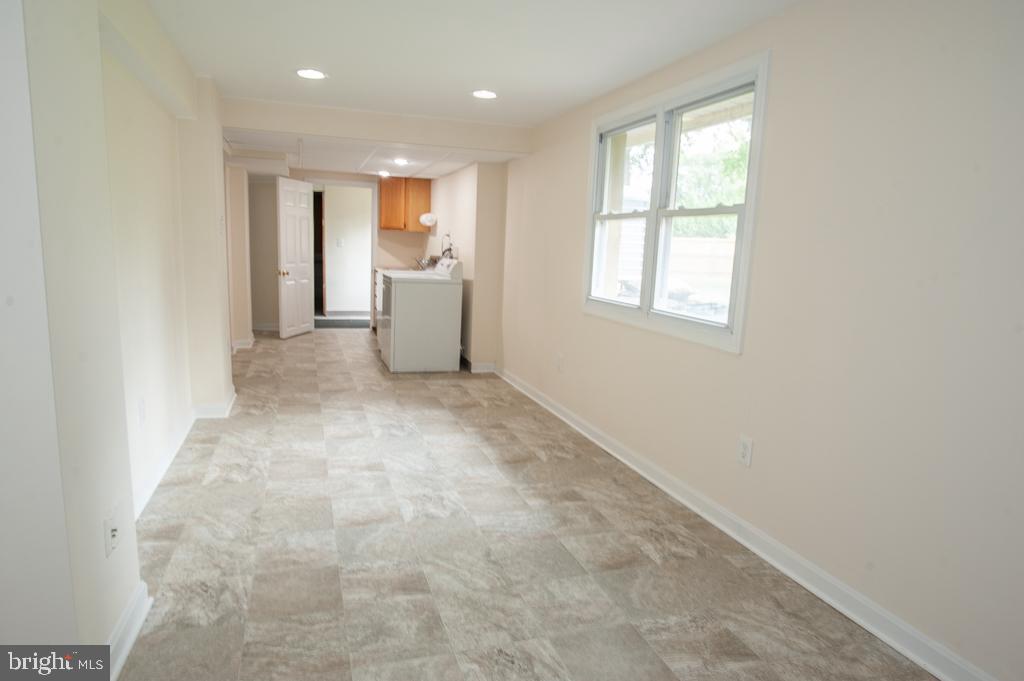 GLYNALTA PARK - Residential Lease