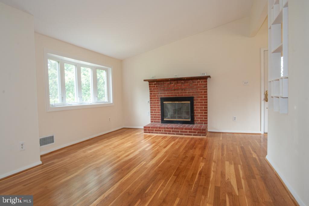 GLYNALTA PARK - Residential Lease