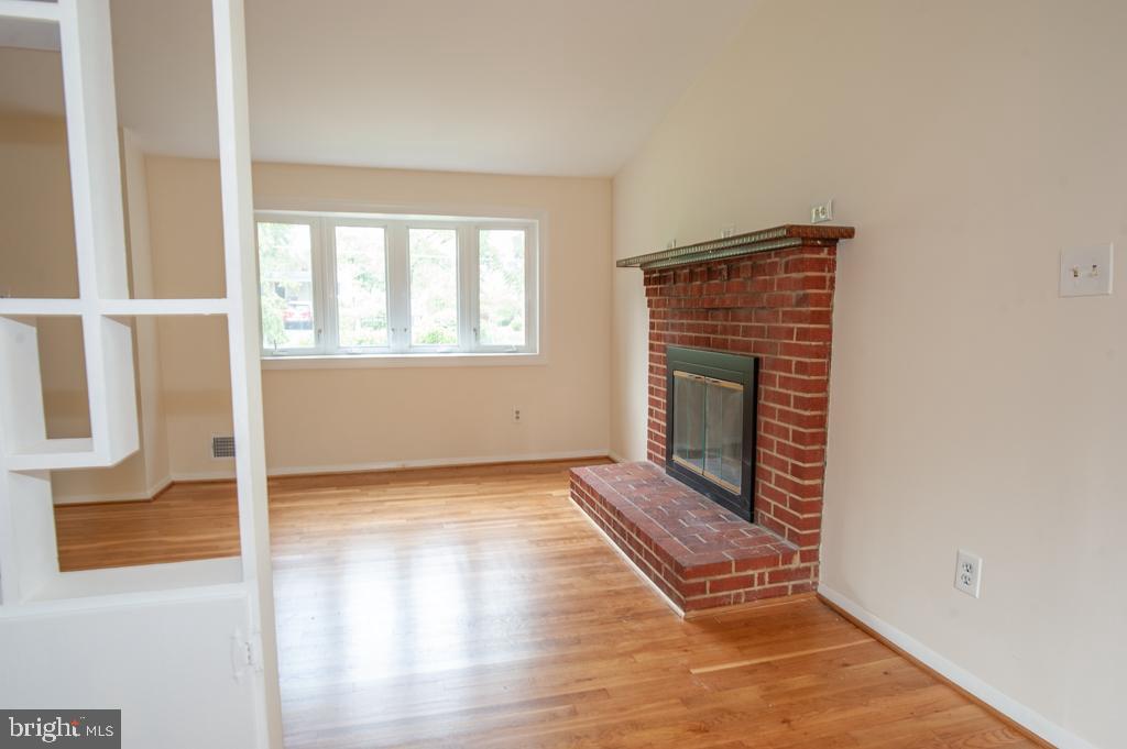 GLYNALTA PARK - Residential Lease