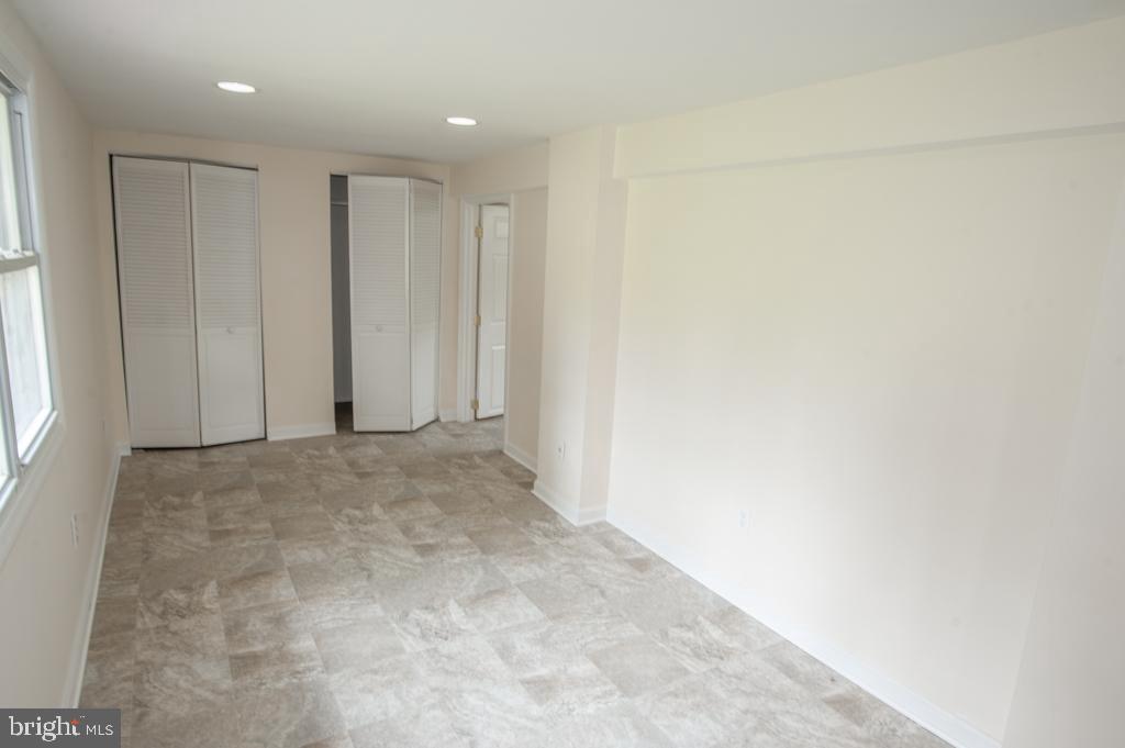 GLYNALTA PARK - Residential Lease