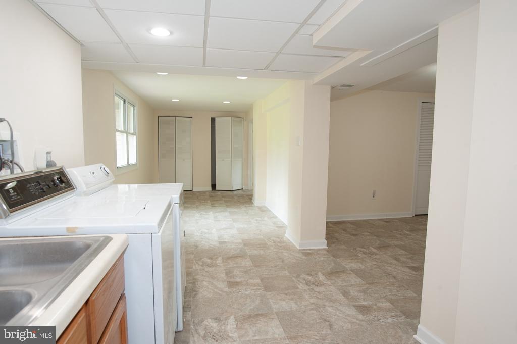 GLYNALTA PARK - Residential Lease