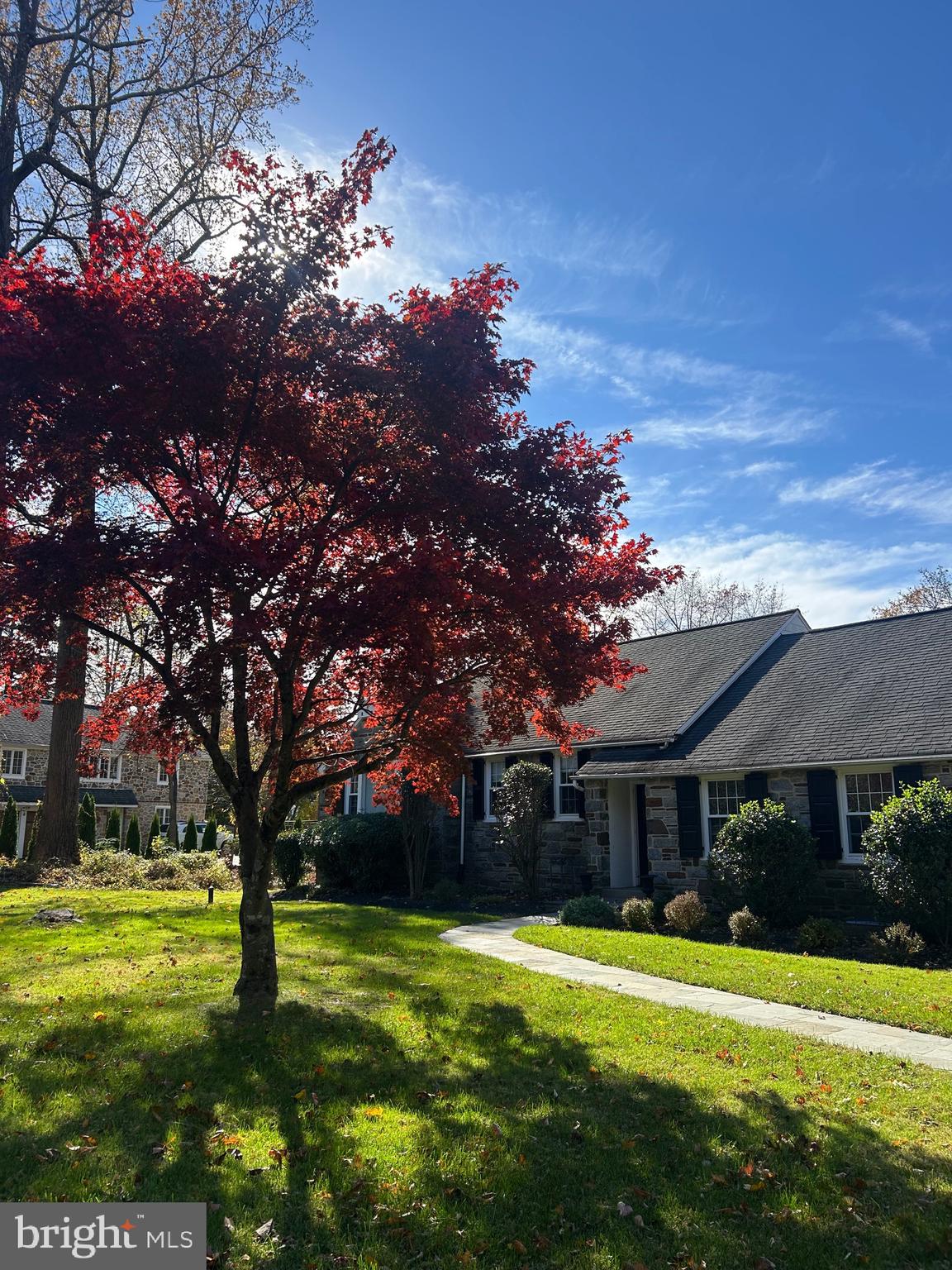 ASHWOOD MANOR - Residential Lease