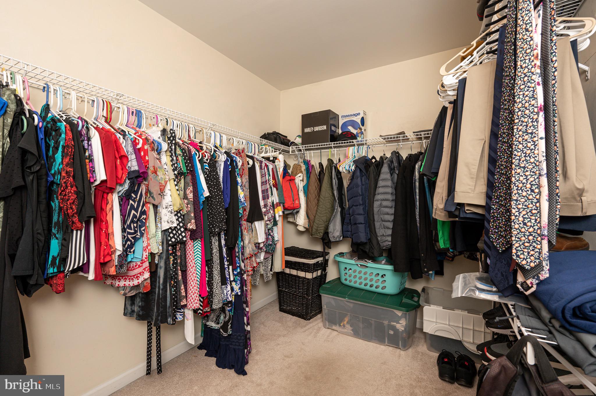 FOX FIELD - Residential