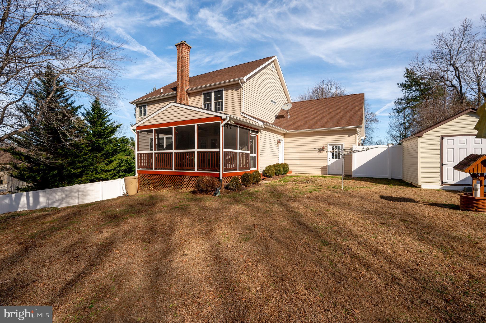 FOX FIELD - Residential