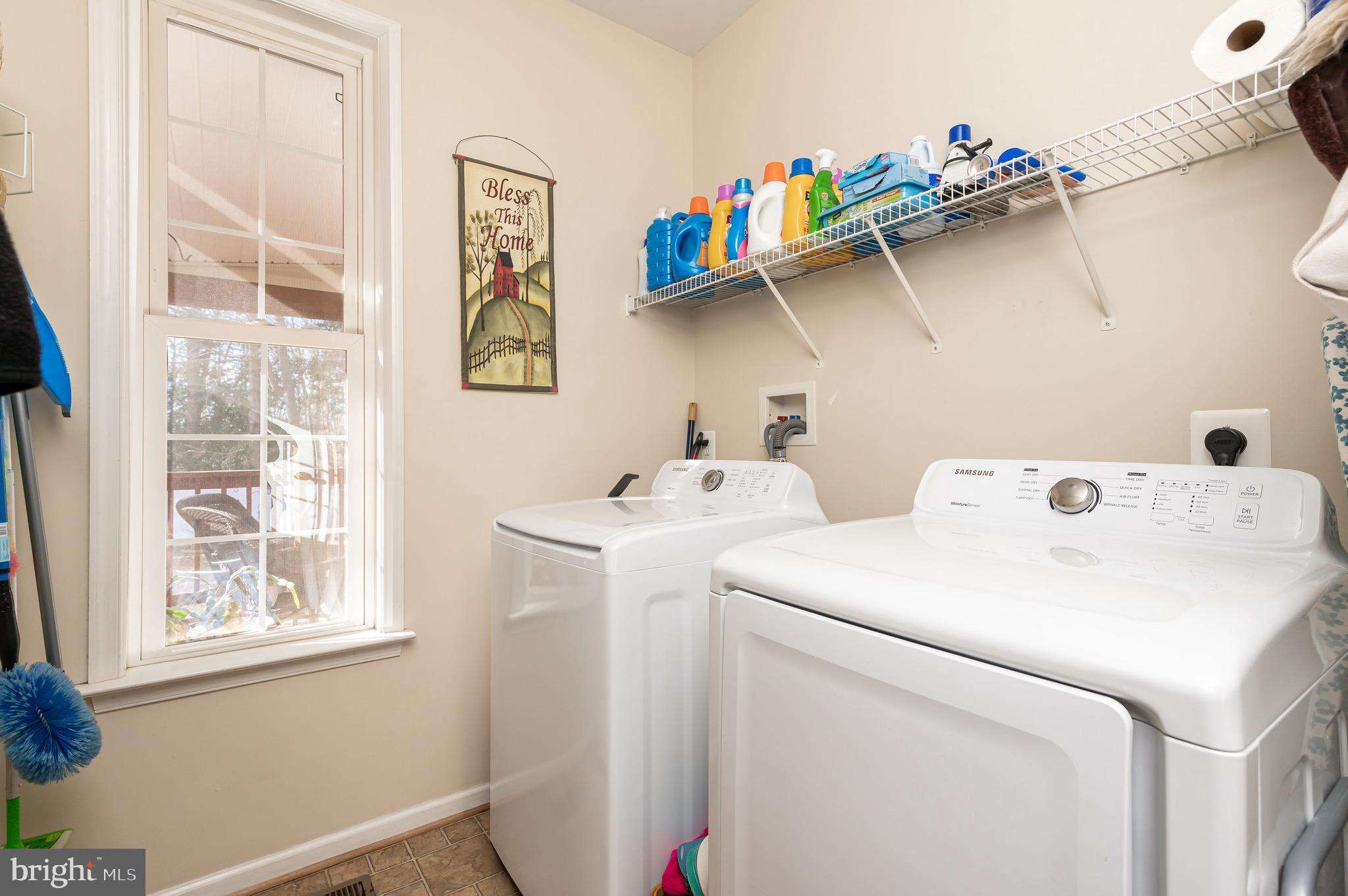 FOX FIELD - Residential