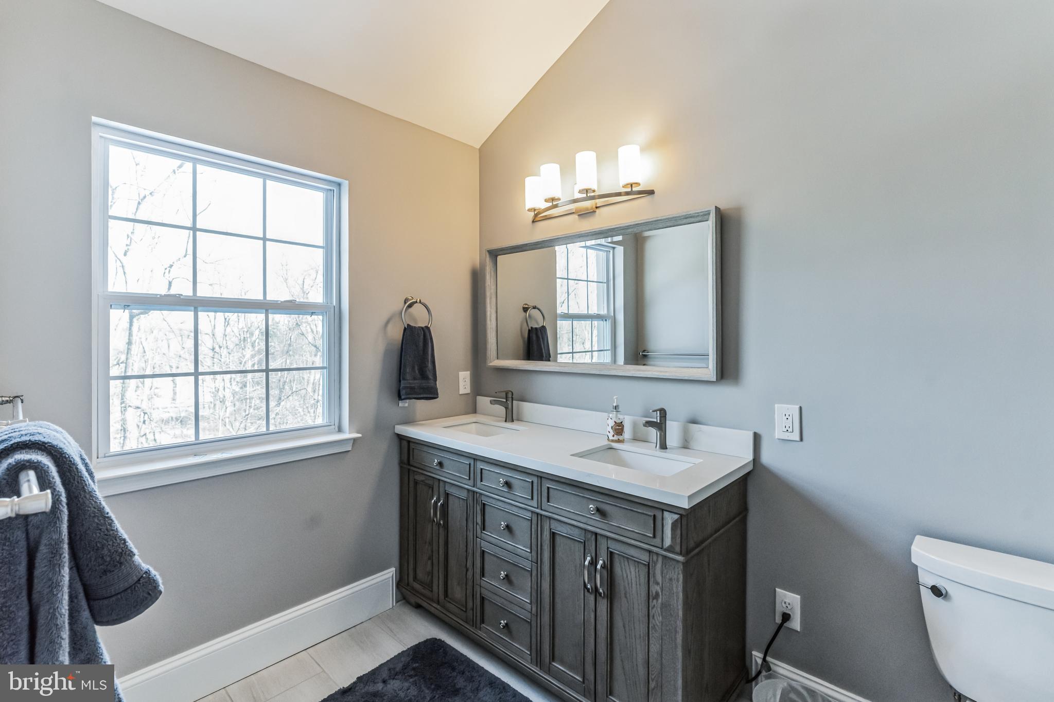 CHARLESTOWN HUNT - Residential