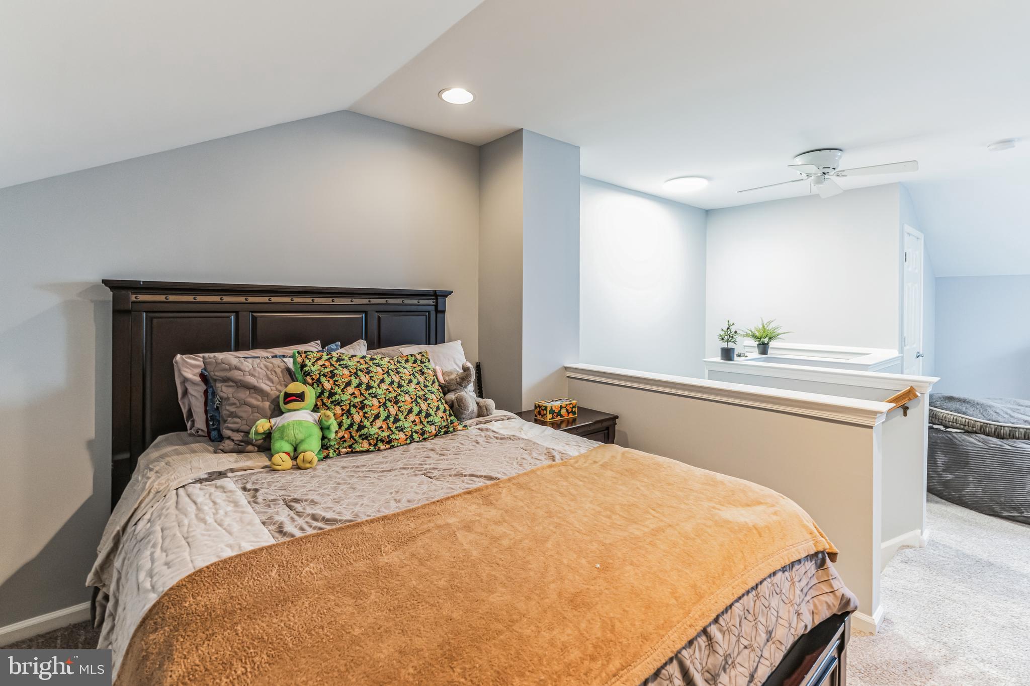 CHARLESTOWN HUNT - Residential
