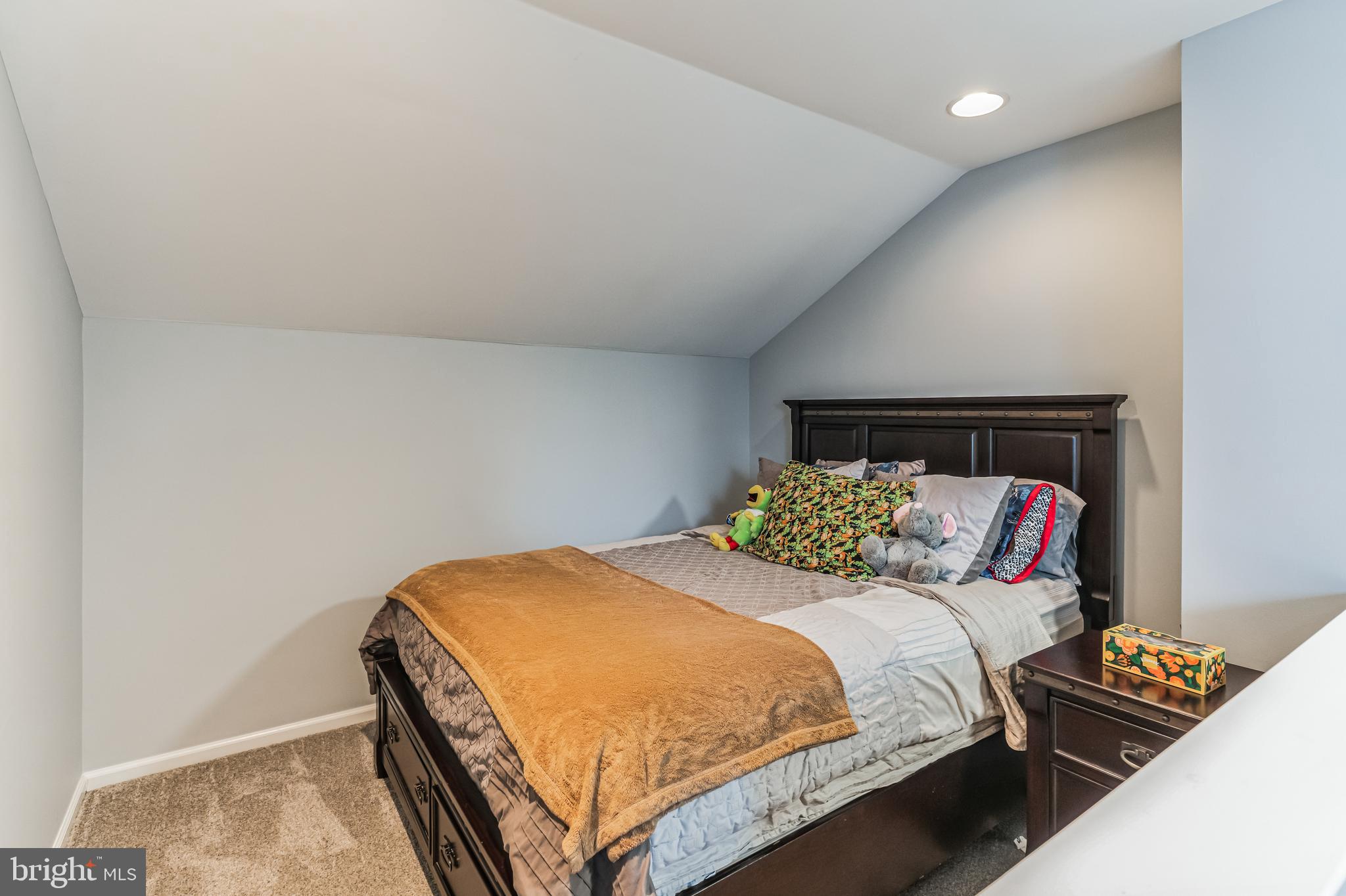 CHARLESTOWN HUNT - Residential