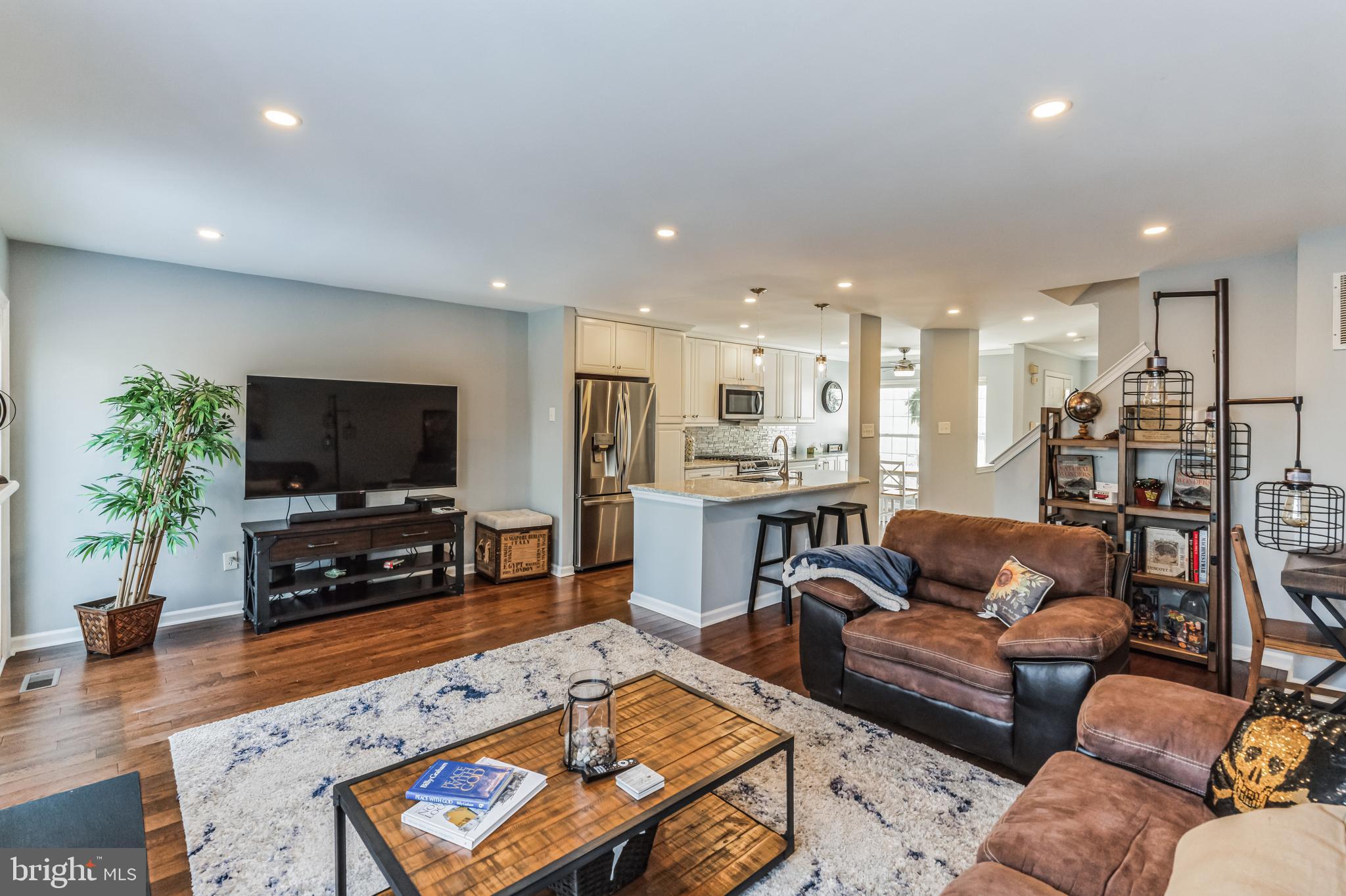 CHARLESTOWN HUNT - Residential
