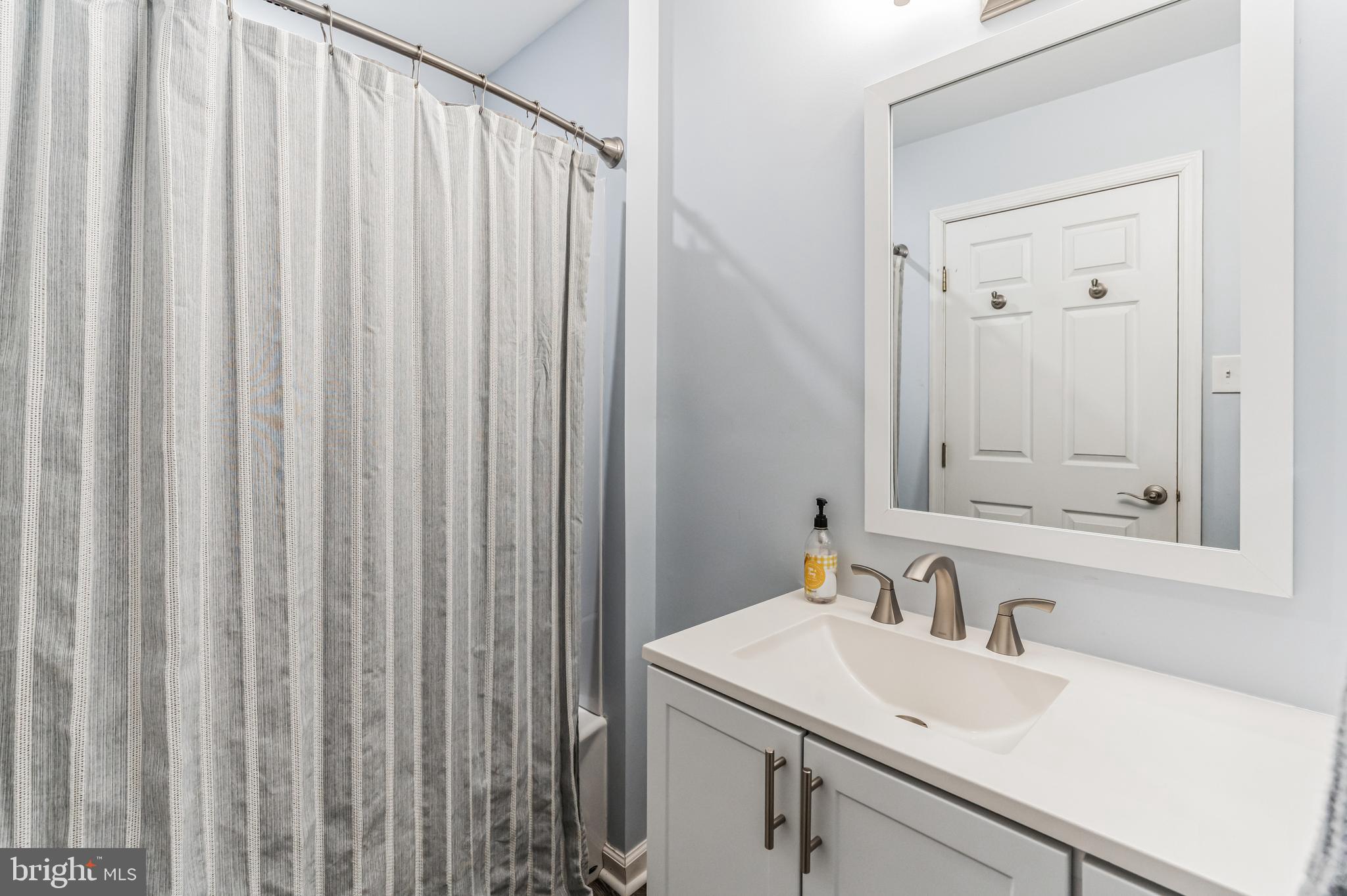 CHARLESTOWN HUNT - Residential