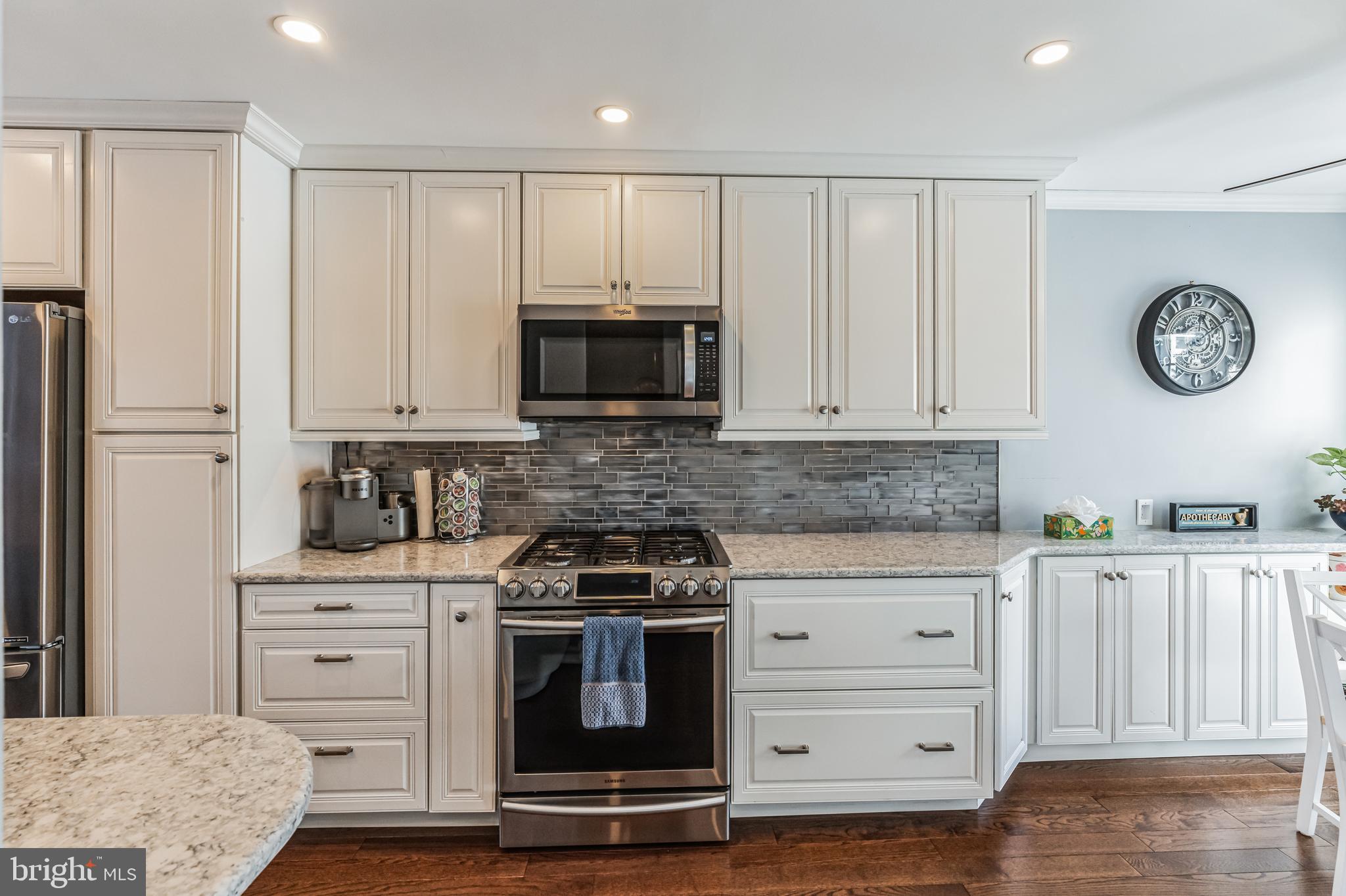CHARLESTOWN HUNT - Residential