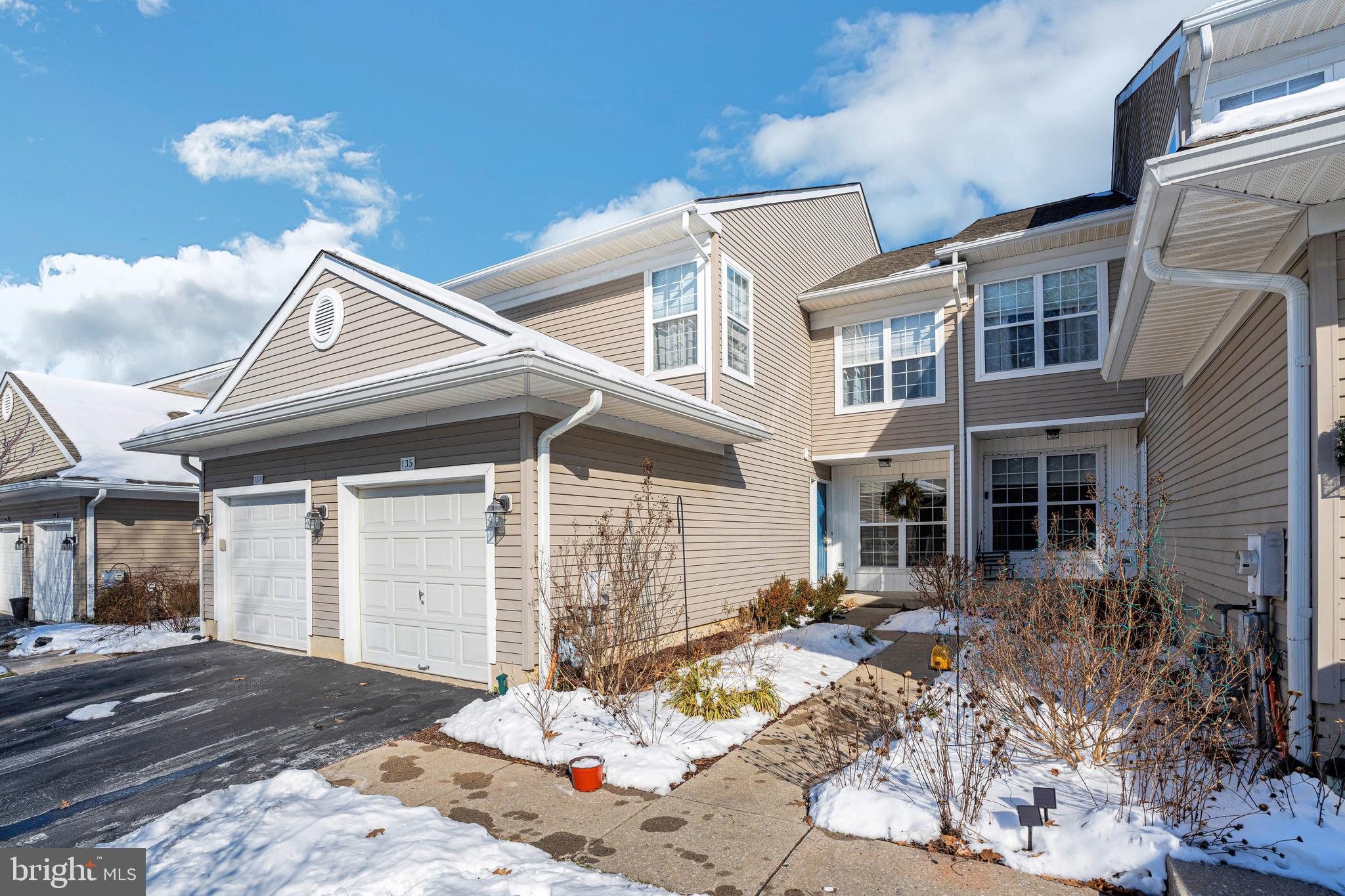 CHARLESTOWN HUNT - Residential