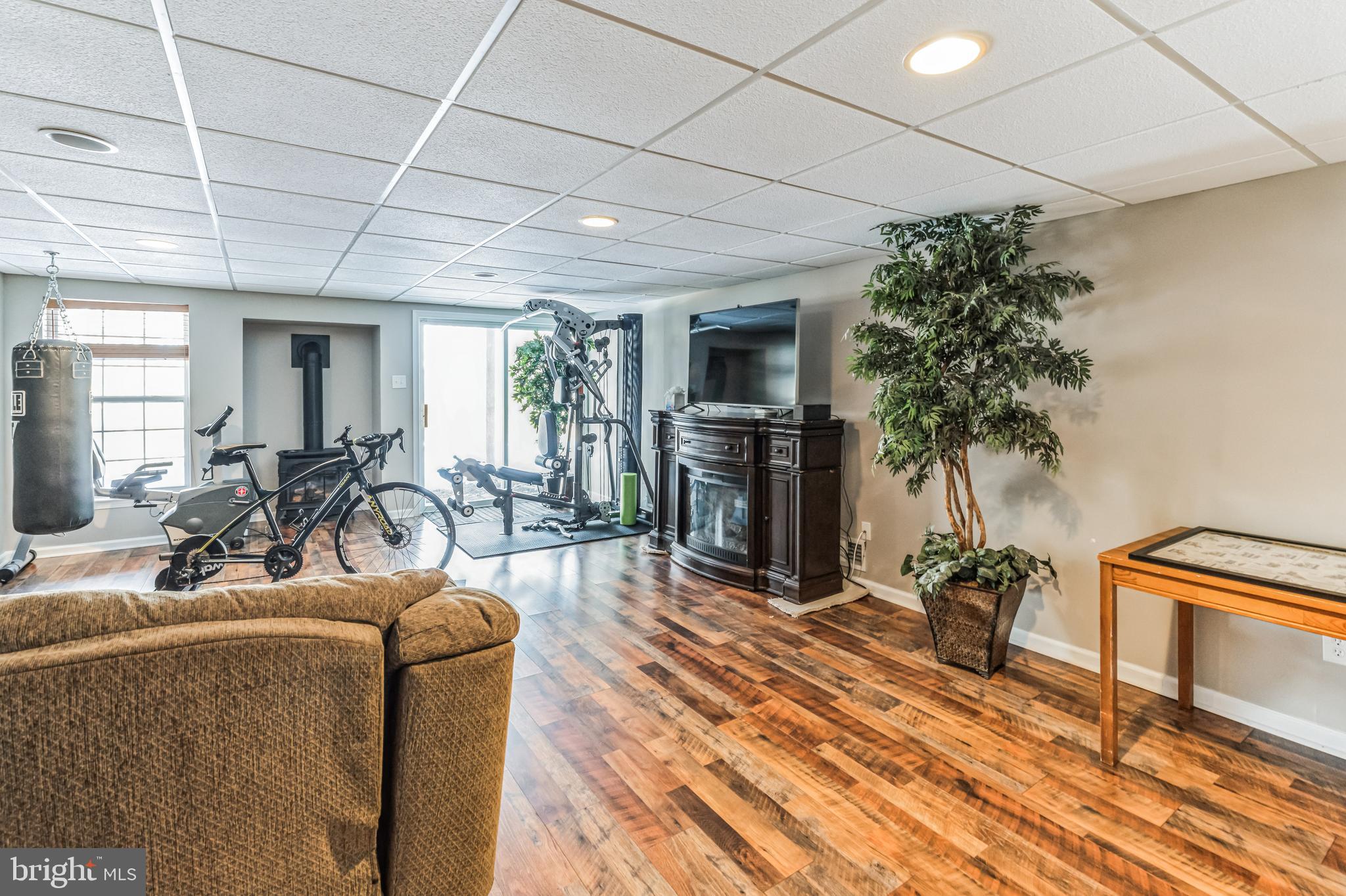 CHARLESTOWN HUNT - Residential