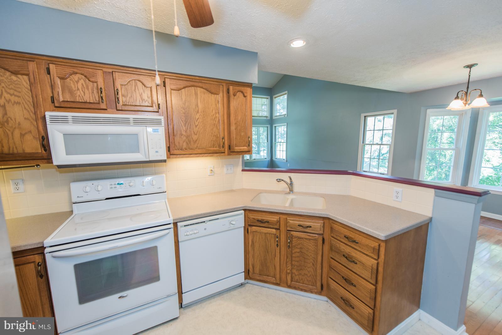 PINEWOOD HILLS - Residential