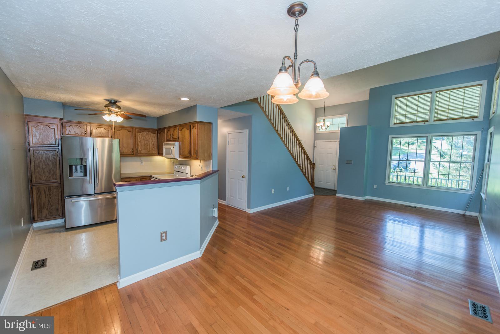 PINEWOOD HILLS - Residential