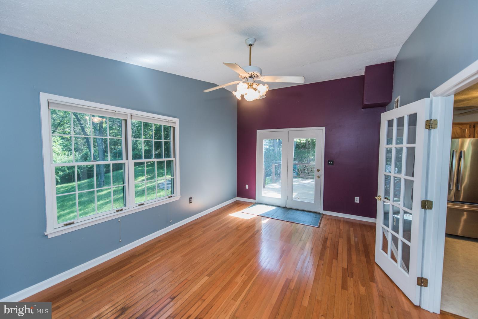 PINEWOOD HILLS - Residential