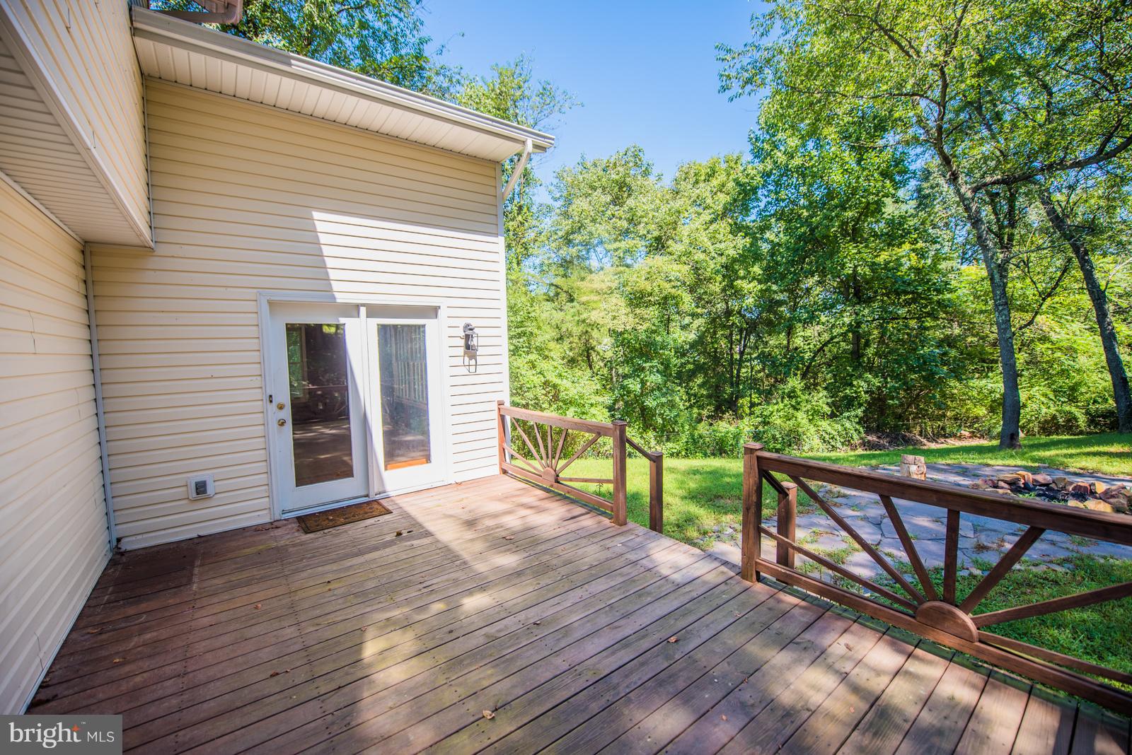 PINEWOOD HILLS - Residential