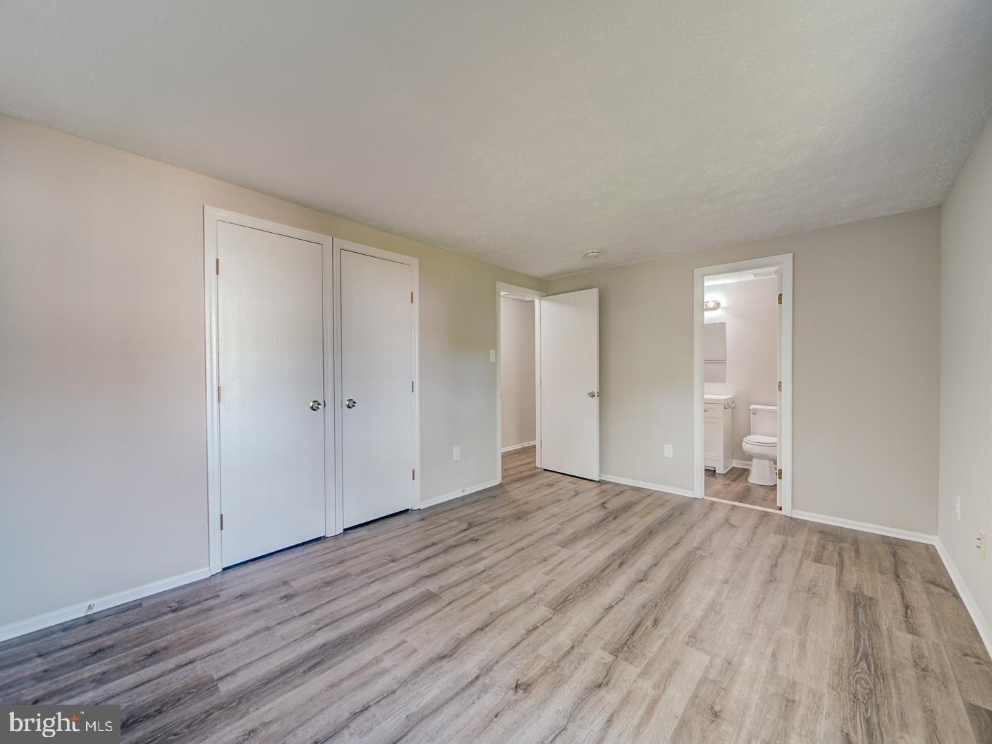 RAMBLEWOOD - Residential