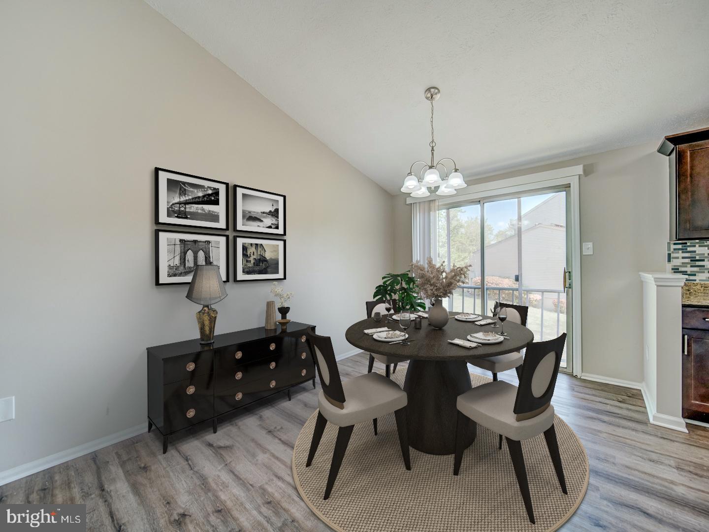 RAMBLEWOOD - Residential