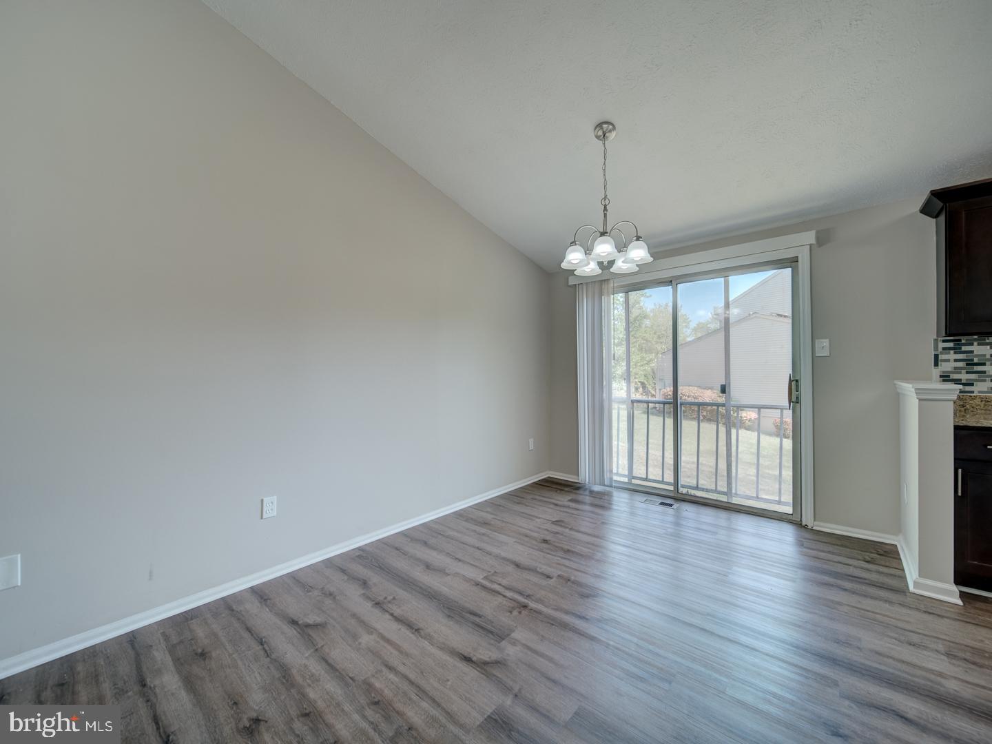 RAMBLEWOOD - Residential