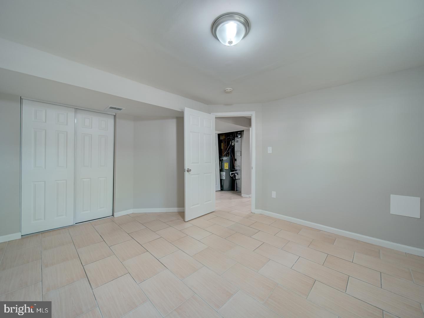 RAMBLEWOOD - Residential