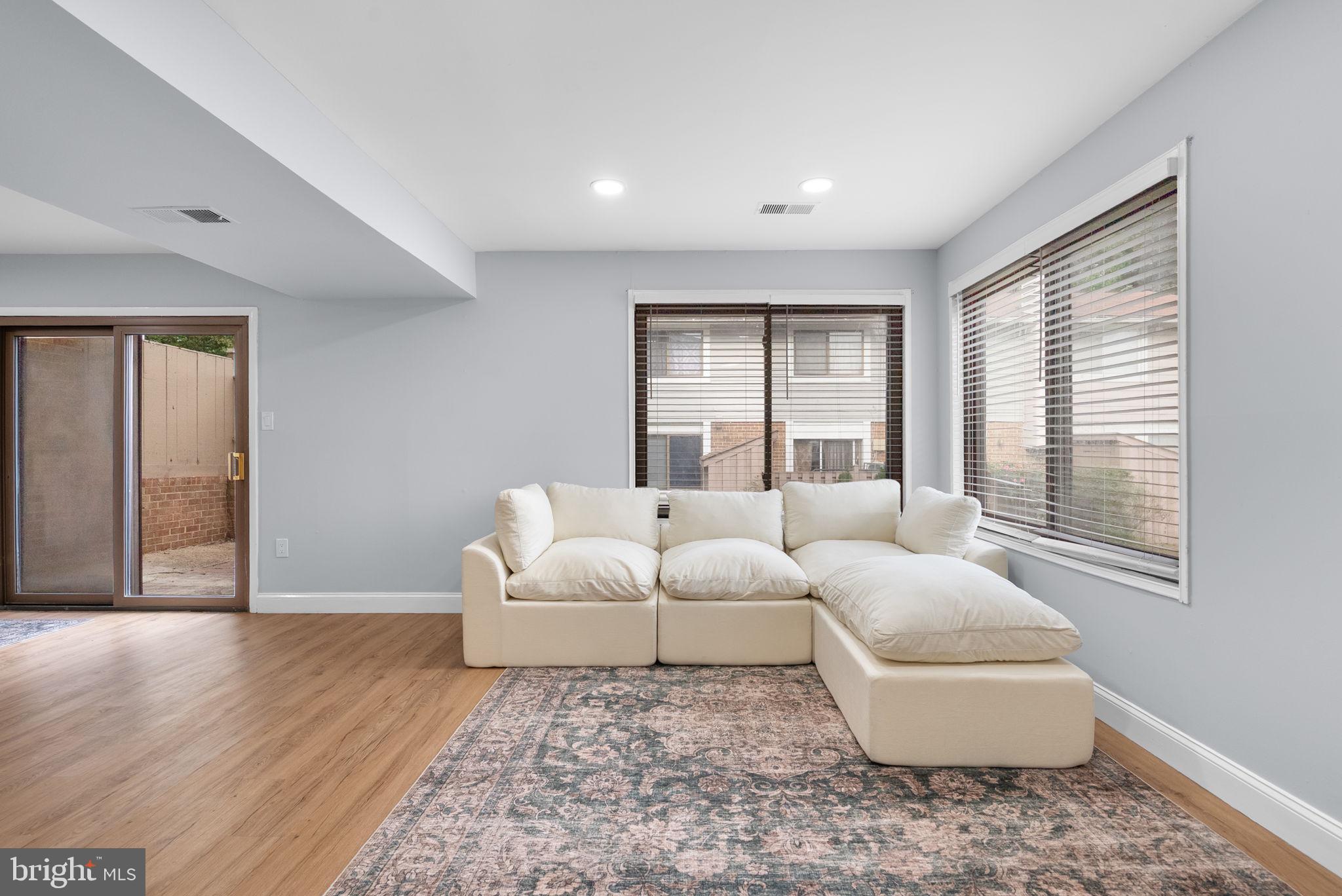 18734 GINGER COURT