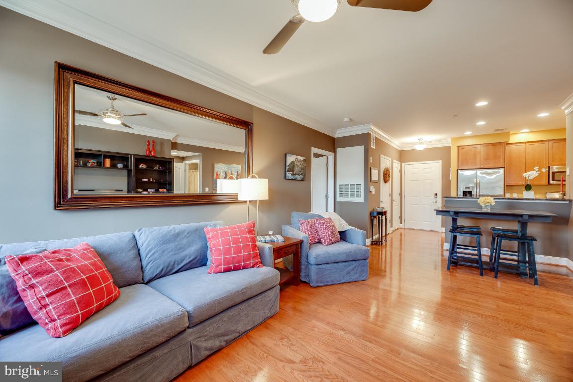 1115 CAMERON STREET 114