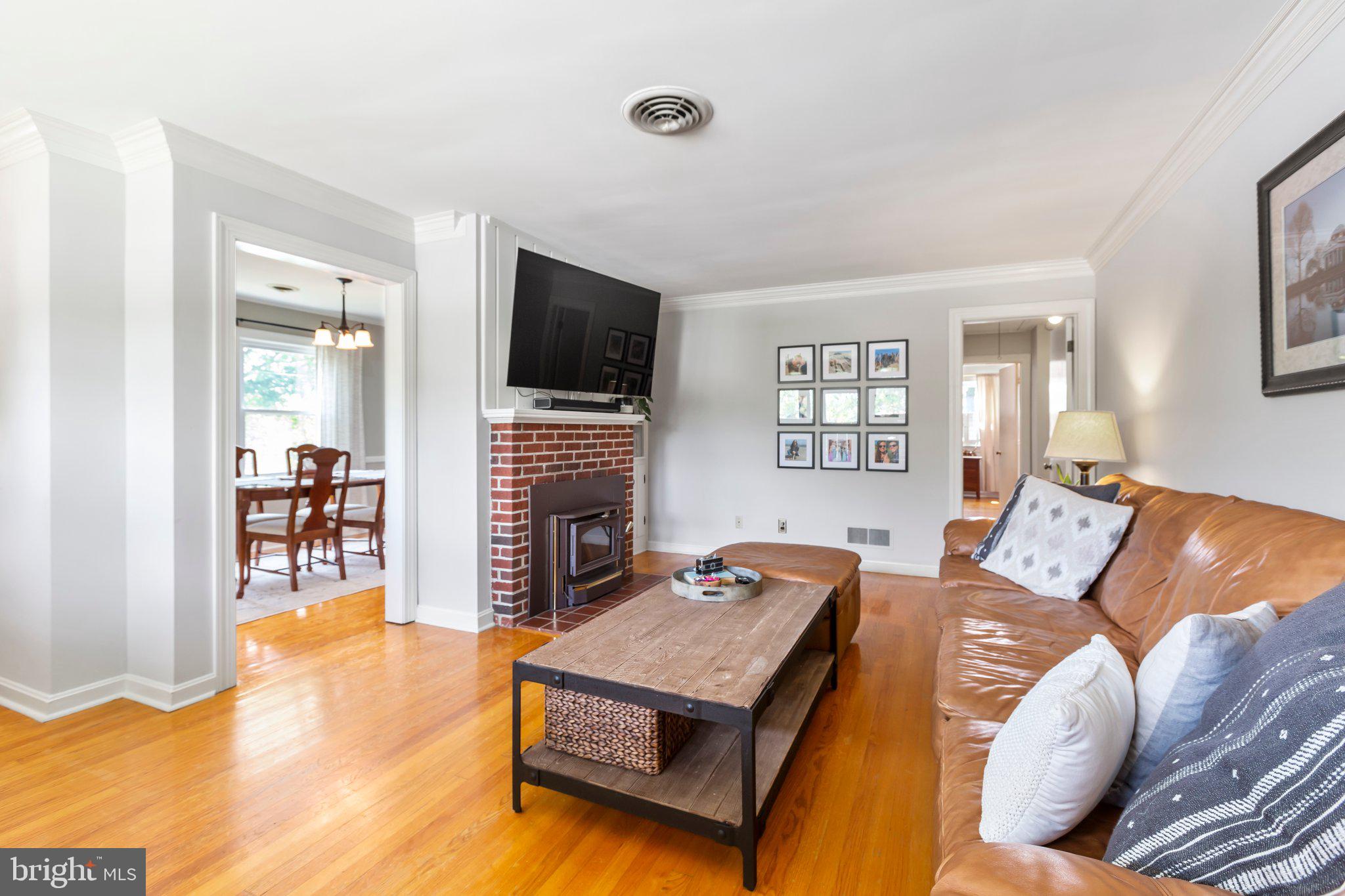 COLLEGE HEIGHTS - Residential Lease