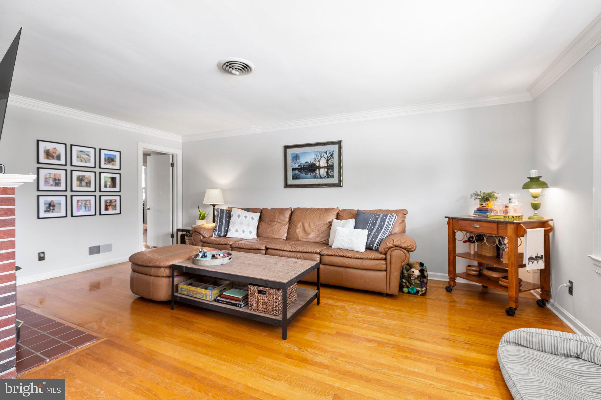 COLLEGE HEIGHTS - Residential Lease