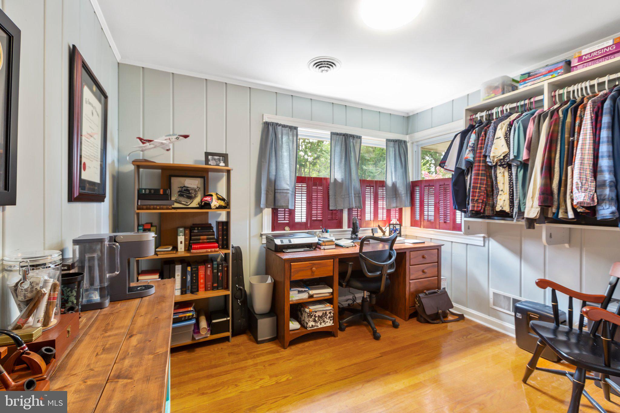 COLLEGE HEIGHTS - Residential Lease