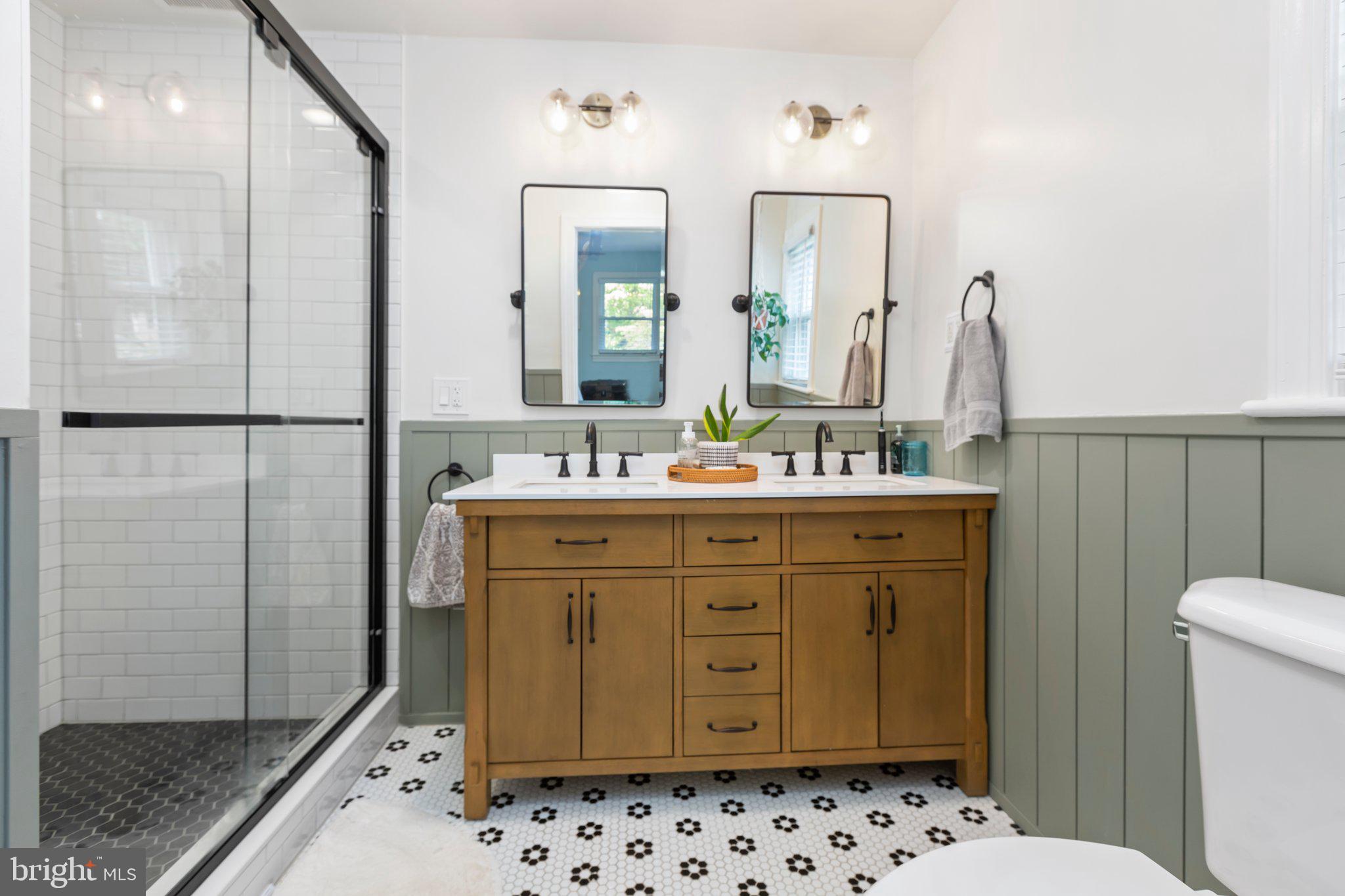 COLLEGE HEIGHTS - Residential Lease