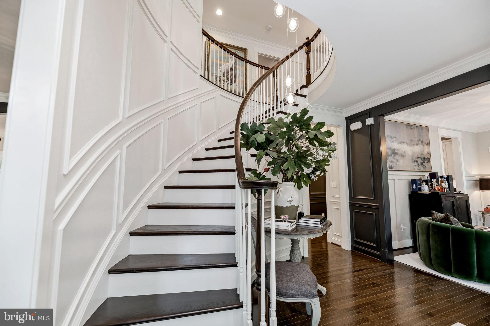 ALNOR HEIGHTS - Residential