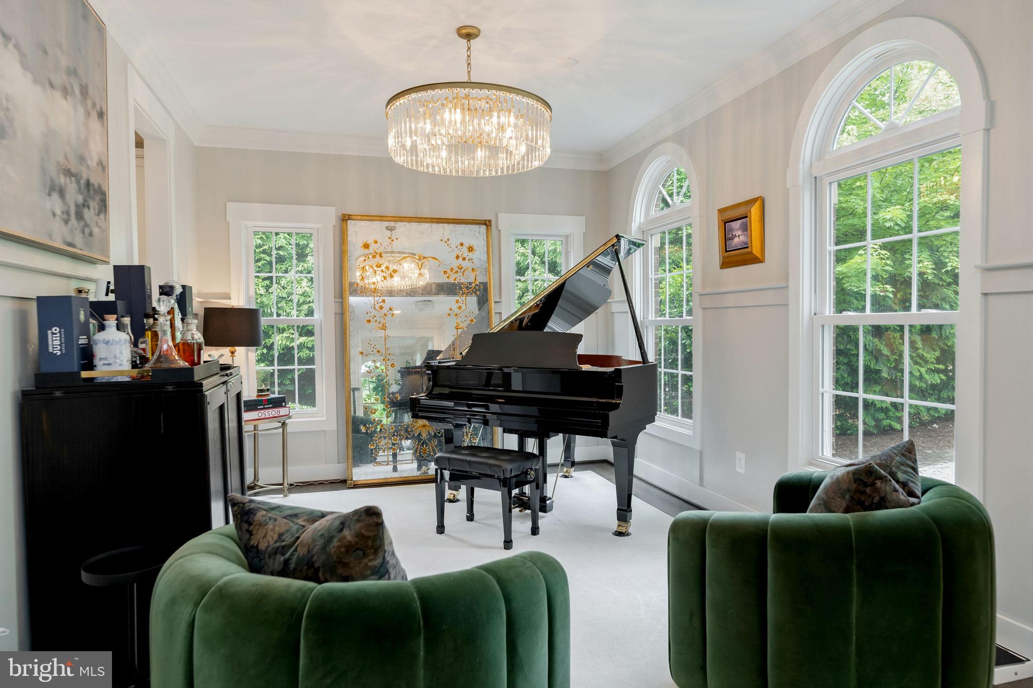 ALNOR HEIGHTS - Residential