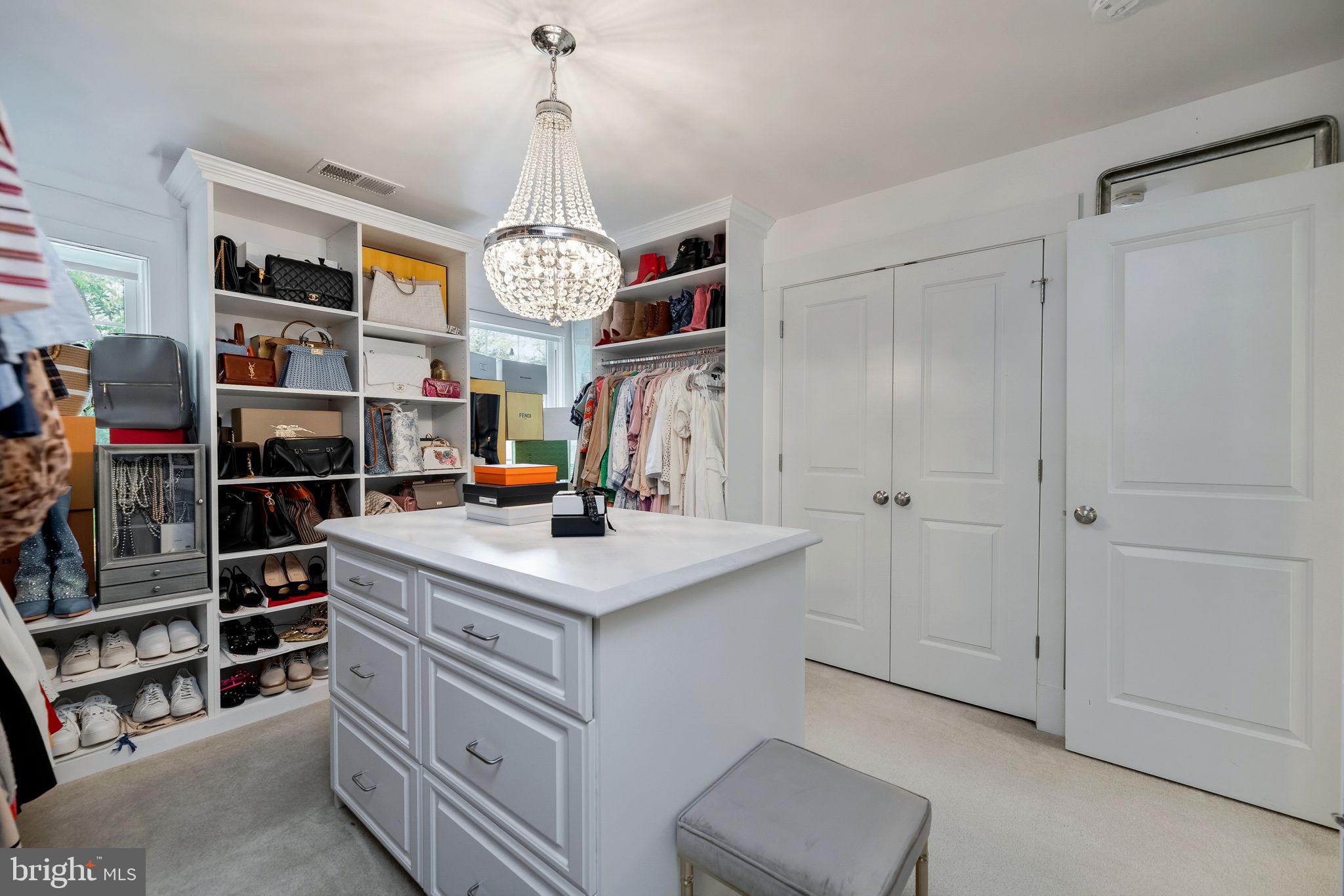 ALNOR HEIGHTS - Residential