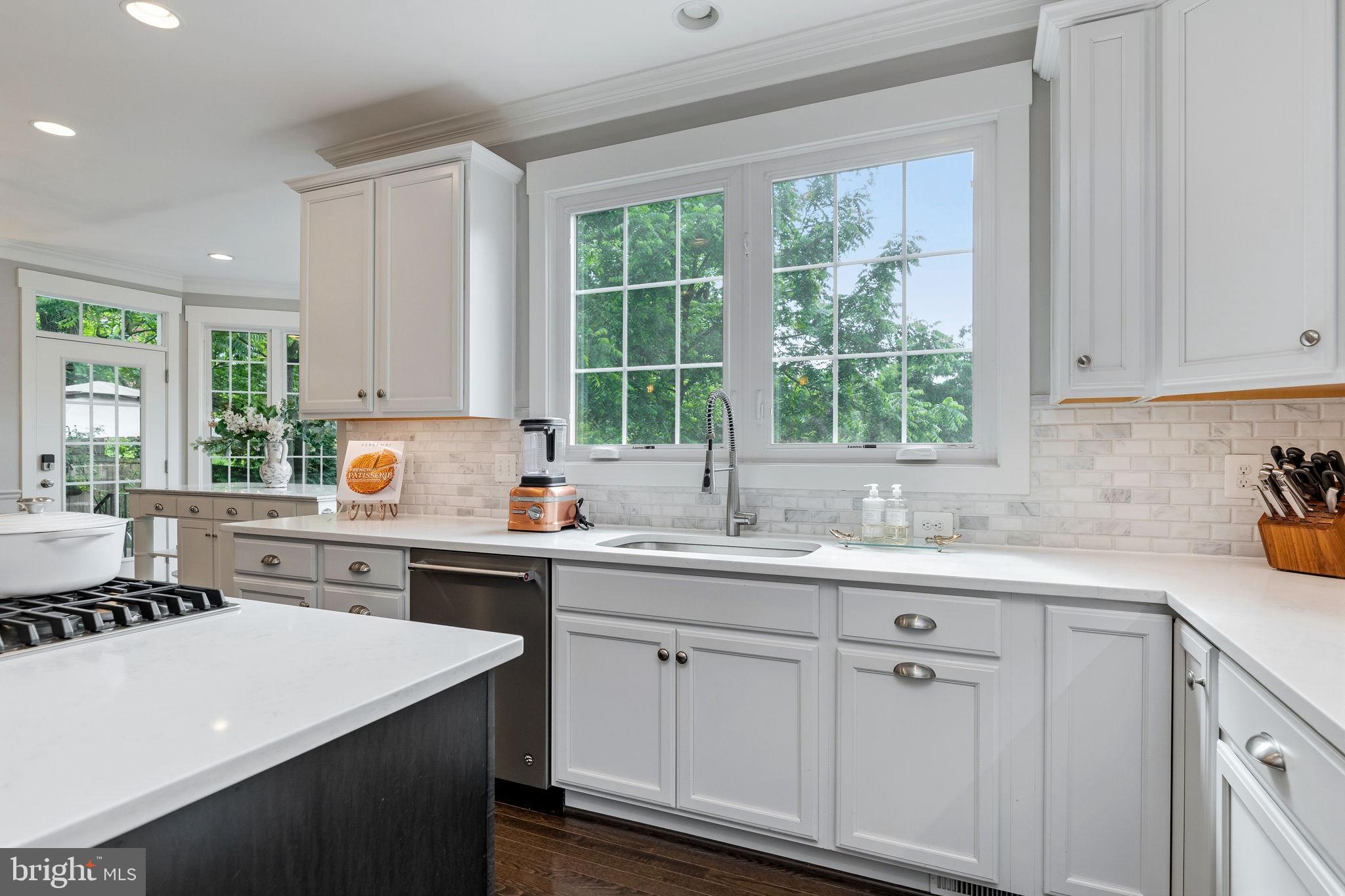 ALNOR HEIGHTS - Residential