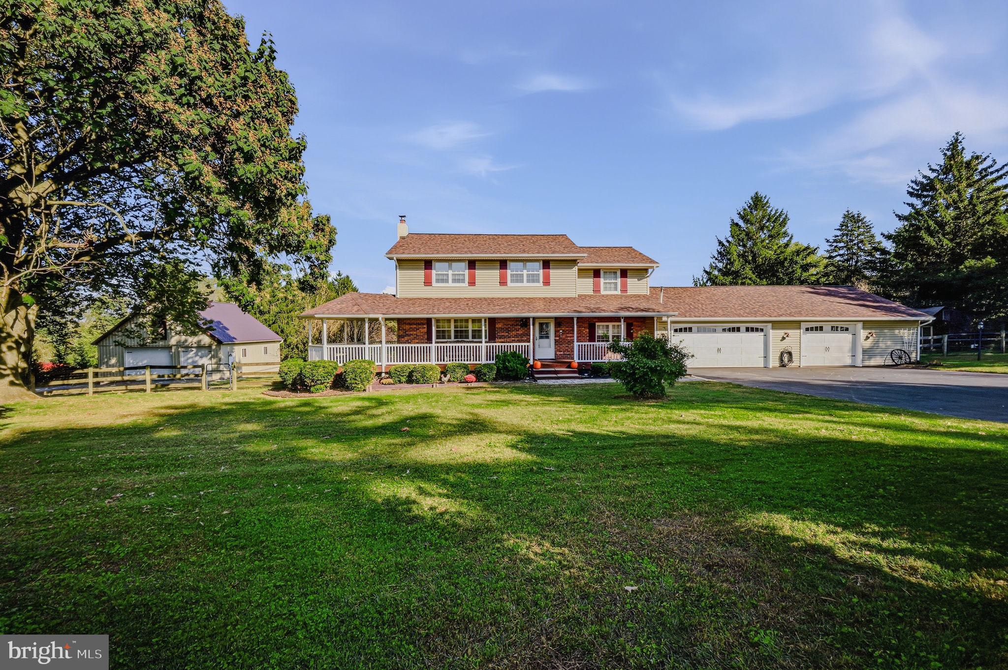 590 WALTER ROAD