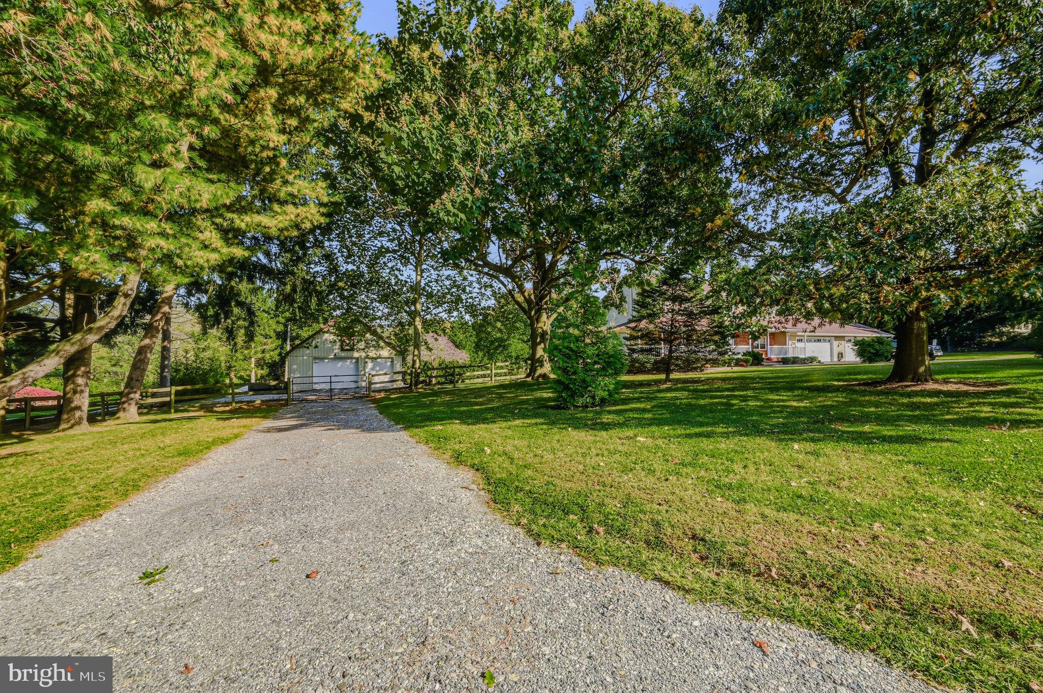 590 WALTER ROAD