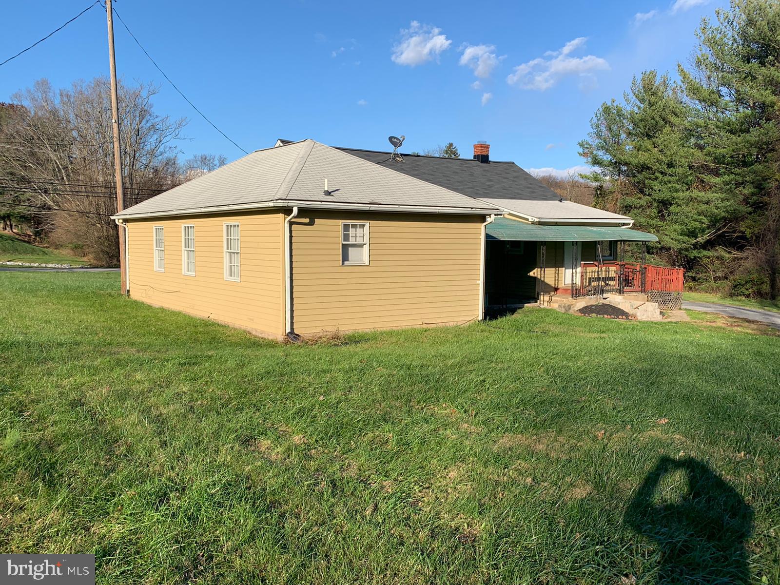 BEECH CREEK - Residential Lease