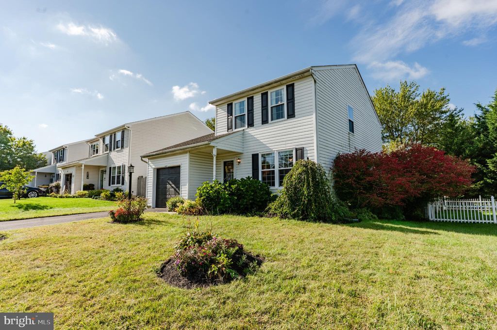 Photo of 1037 Deerfield Circle, PERKASIE, PA 18944 (MLS # PABU2106792)