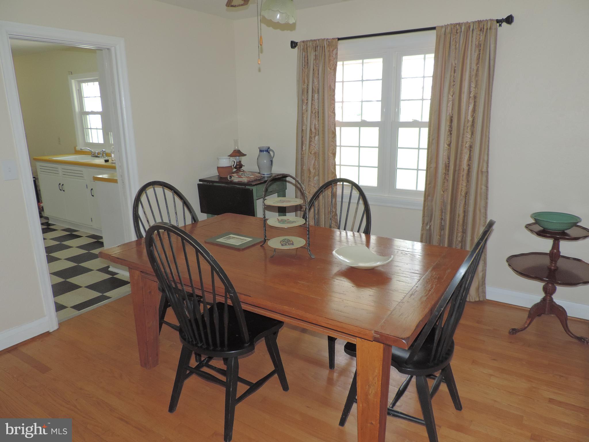 BURKLEY MANOR - Residential