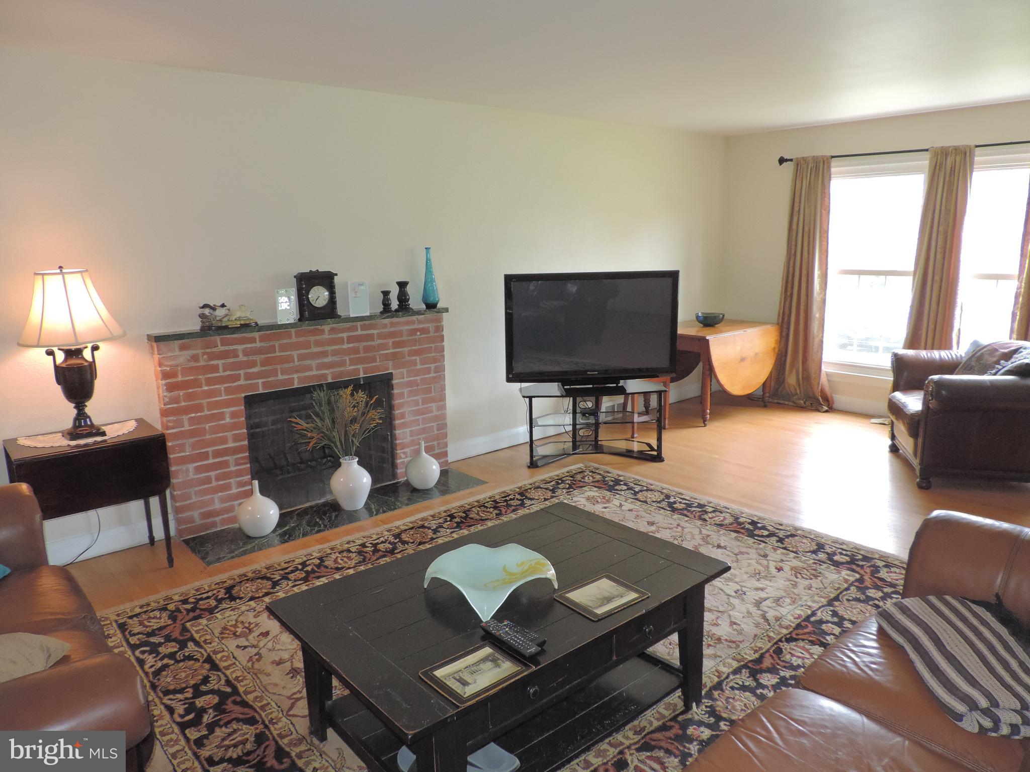 BURKLEY MANOR - Residential