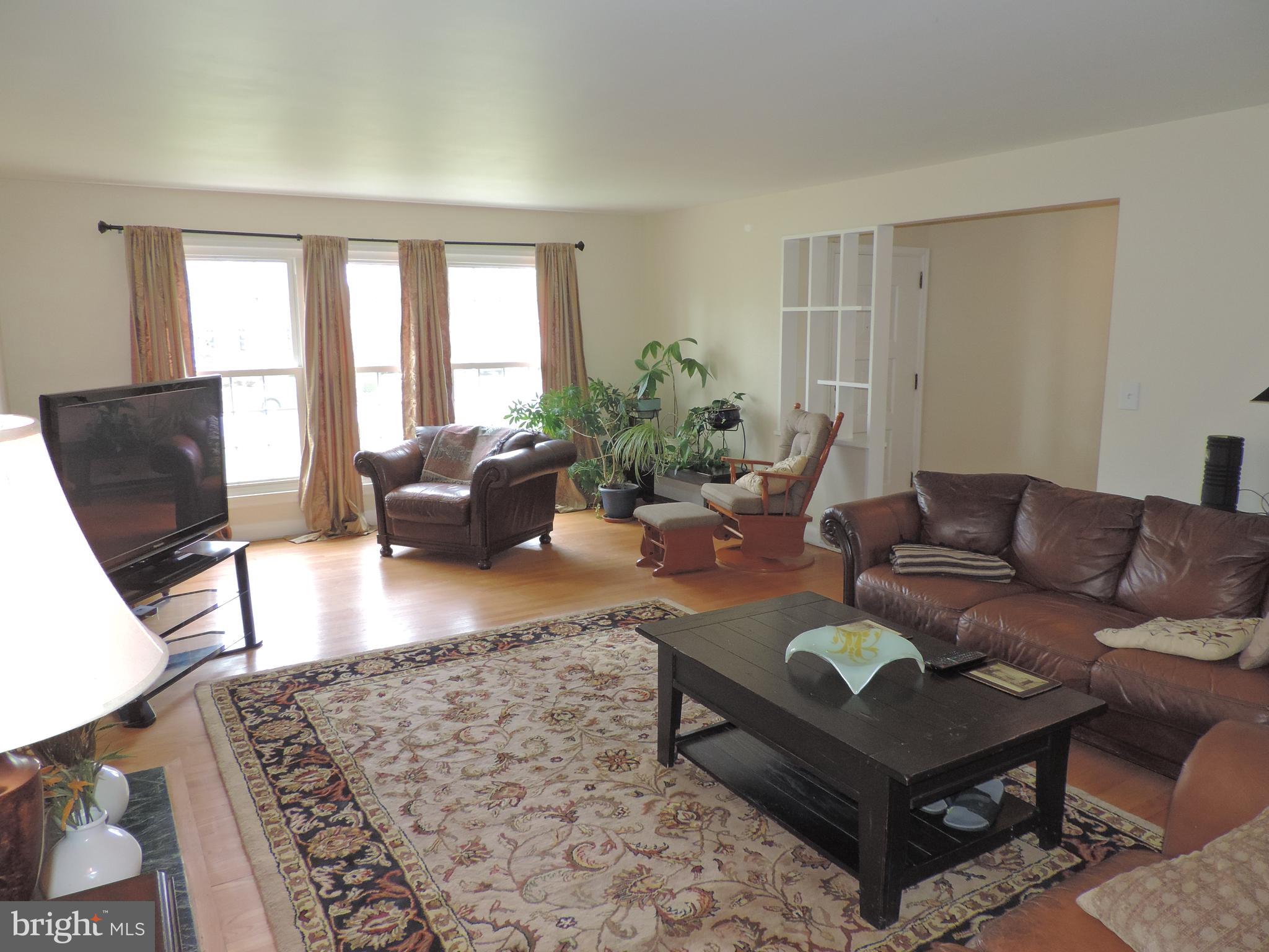 BURKLEY MANOR - Residential