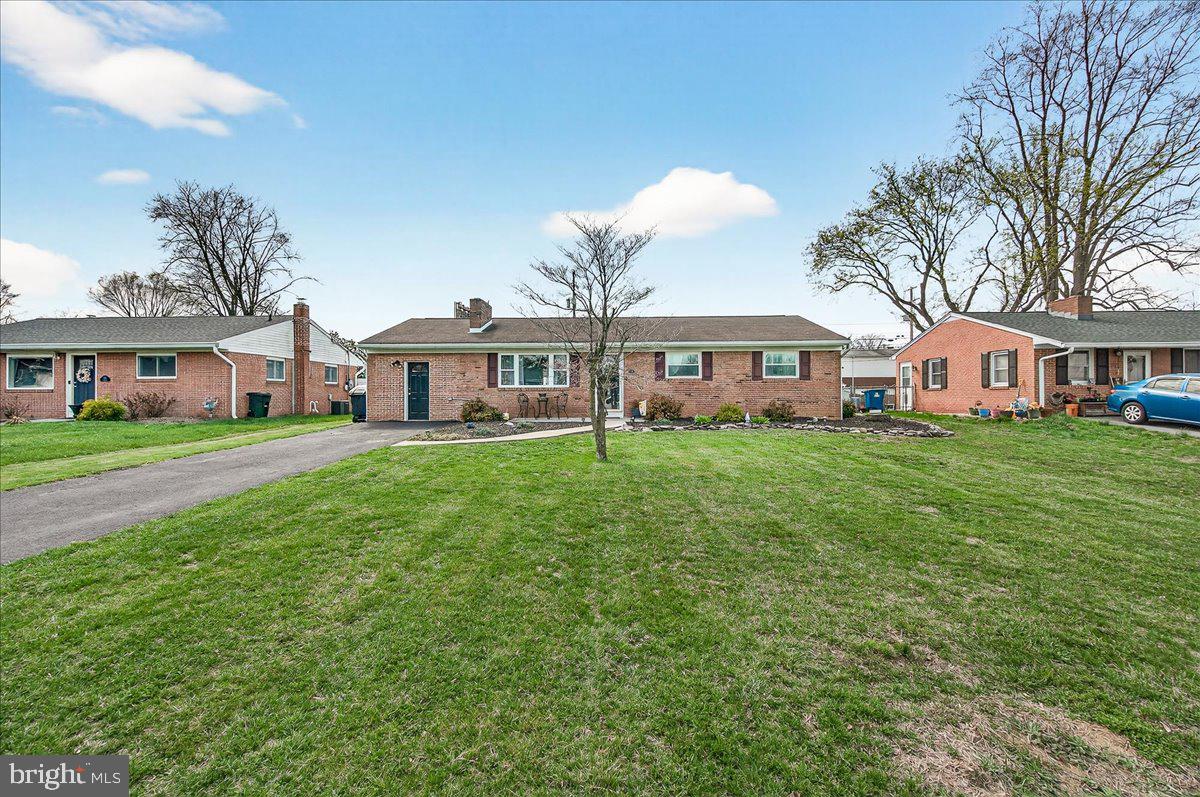 COLONIAL PARK - Residential