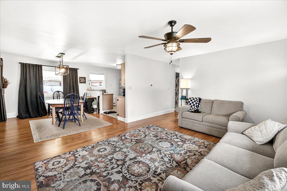 COLONIAL PARK - Residential