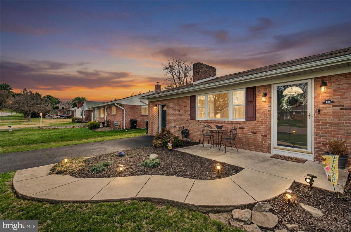 COLONIAL PARK - Residential