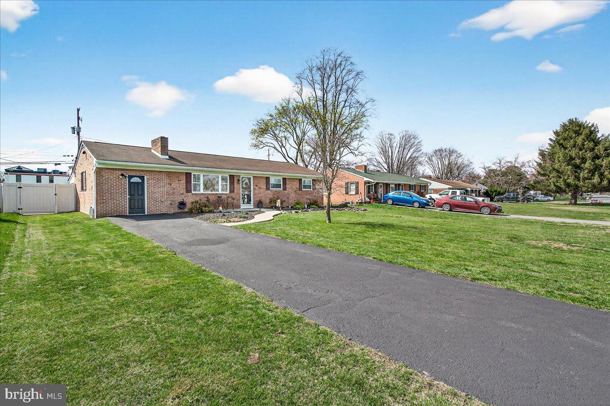 COLONIAL PARK - Residential