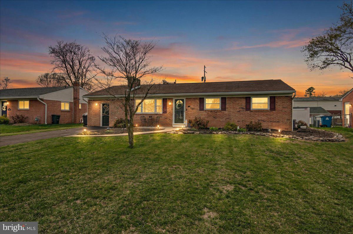 COLONIAL PARK - Residential