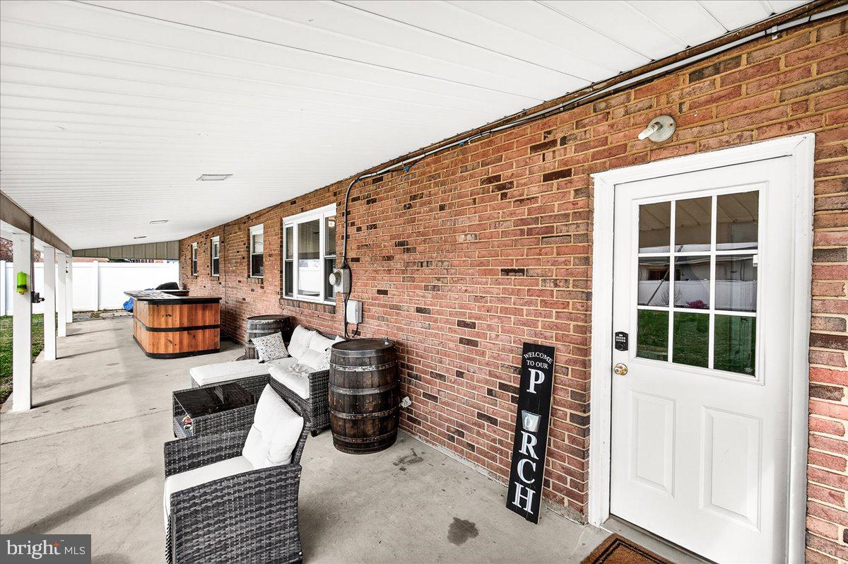 COLONIAL PARK - Residential